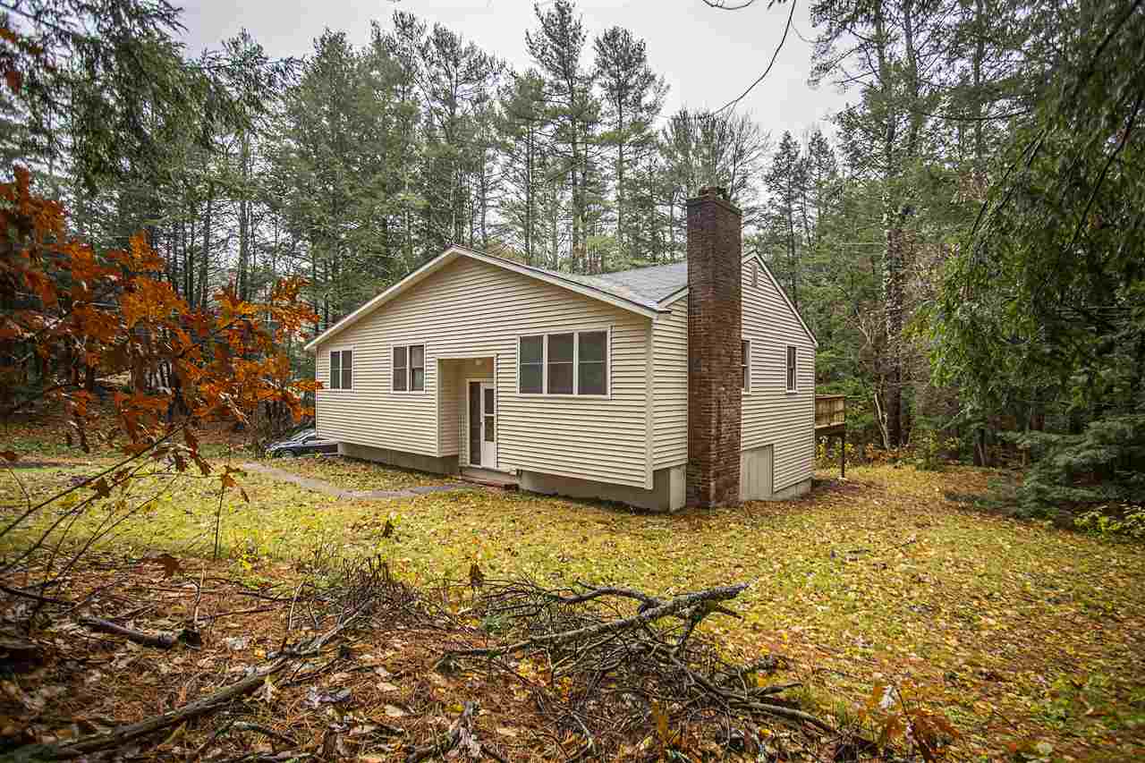 28 Walnut Hill Road Derry, NH 03038 - Photo 2 of 24