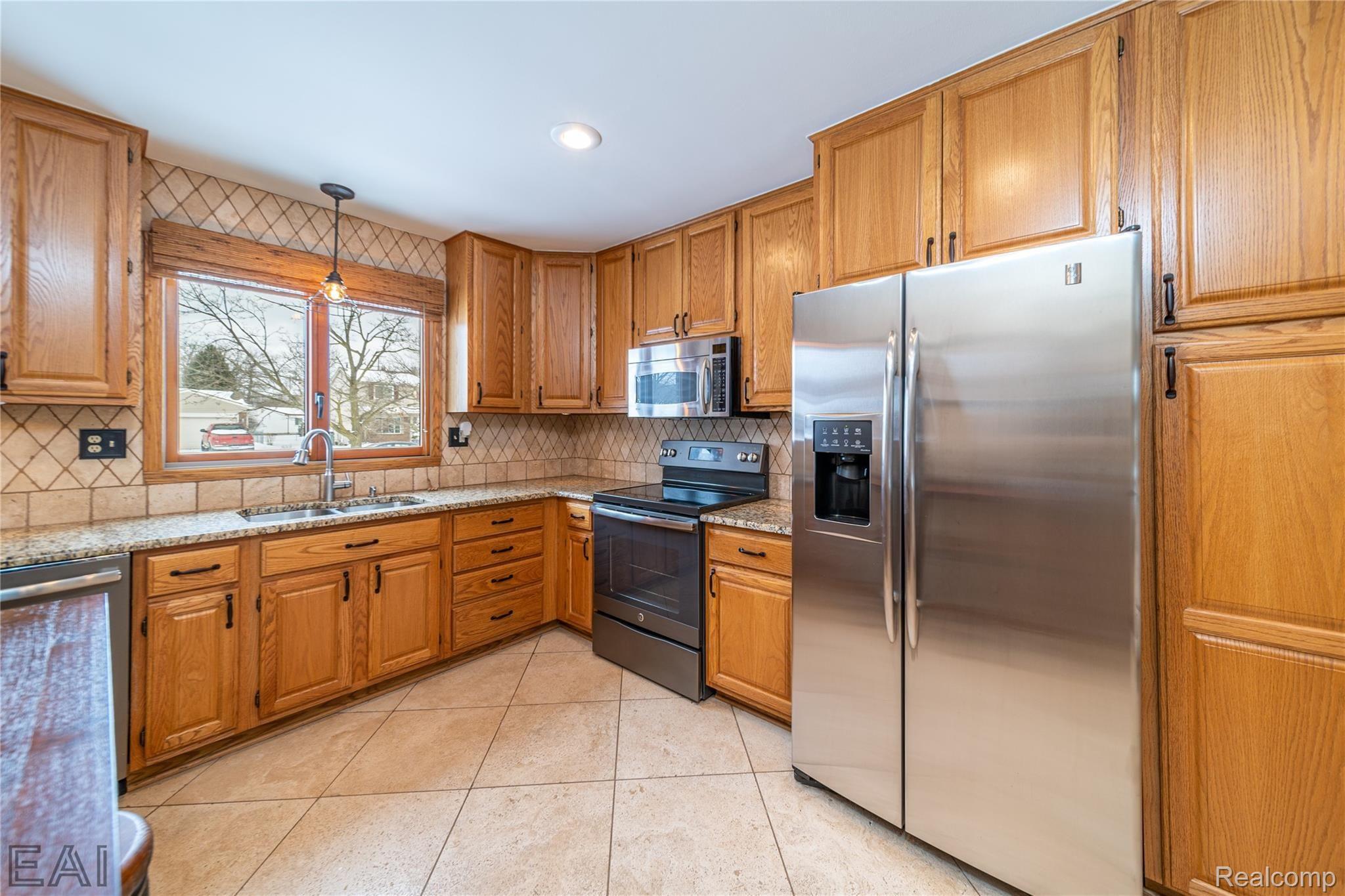 43429 Proctor Road Canton, MI 48188 - Photo 12 of 19 Kitchen 2