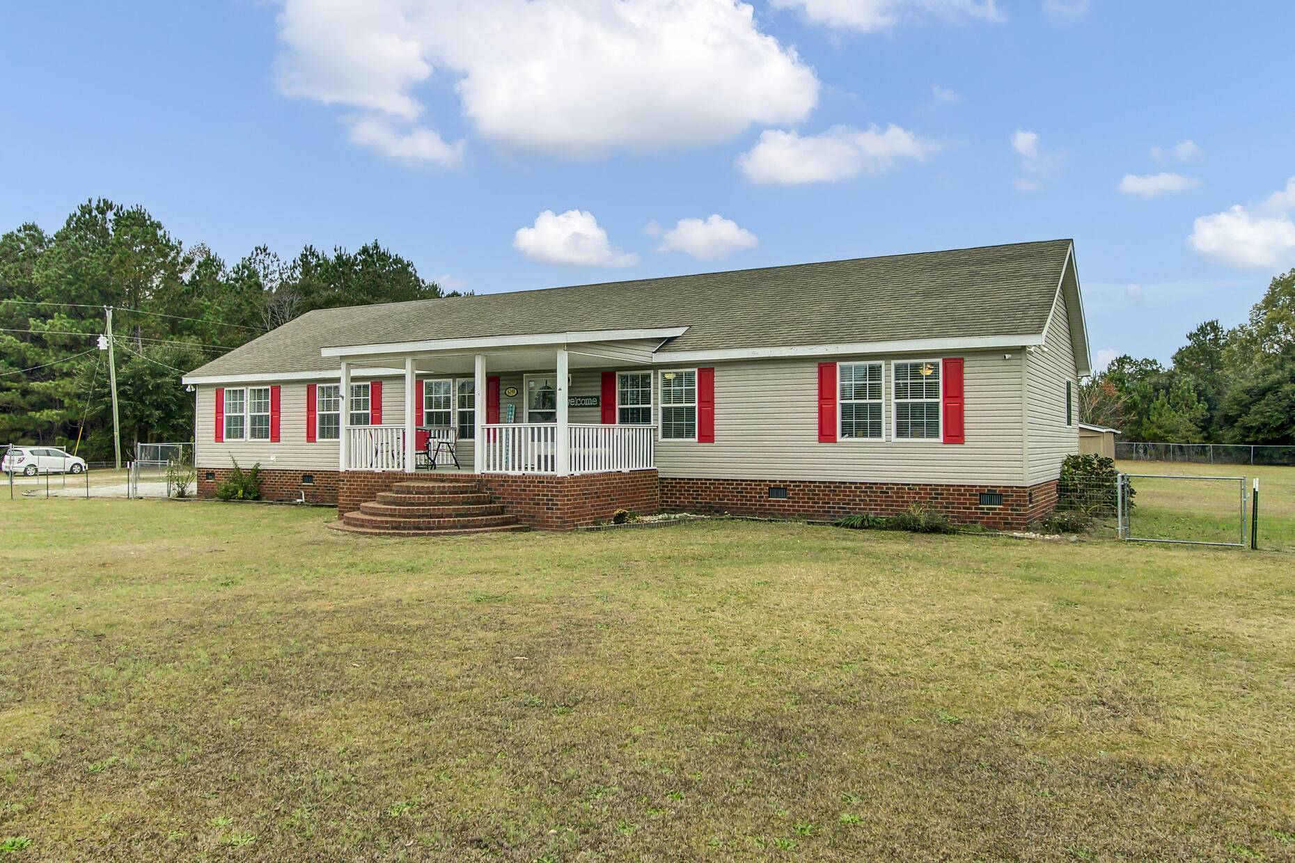 6340 Bill Davis Road Summerton, SC 29148 - Photo 3 of 40 3