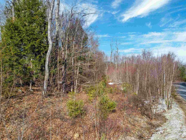 $189,900 | 25 Ski Lift Lane, Unit 25, Plymouth, NH 03264