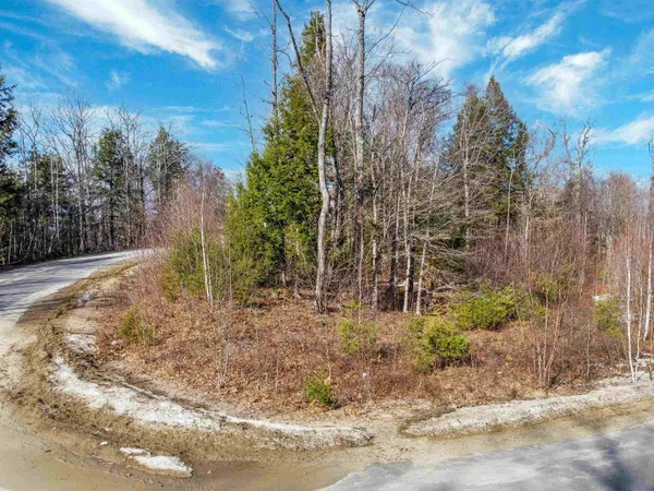 $189,900 | 25 Ski Lift Lane, Unit 25, Plymouth, NH 03264