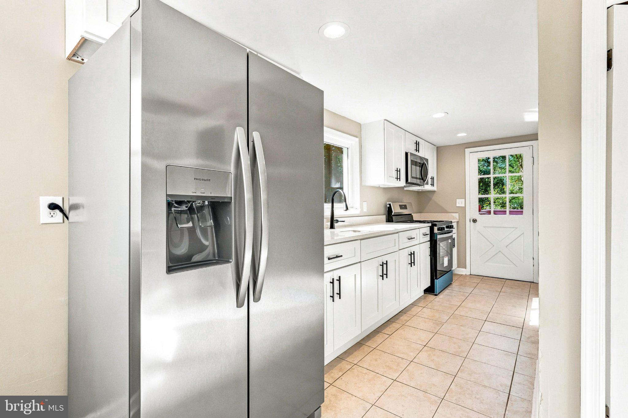 208 Hartford Road Mount Laurel, NJ 08054 - Photo 18 of 34 Gallery Image 18