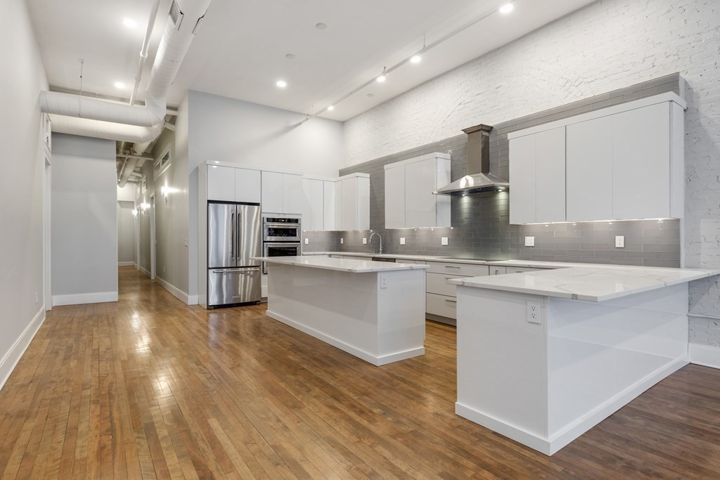 80 Summer Street, Unit 2 Boston, MA 02110 - Photo 2 of 35