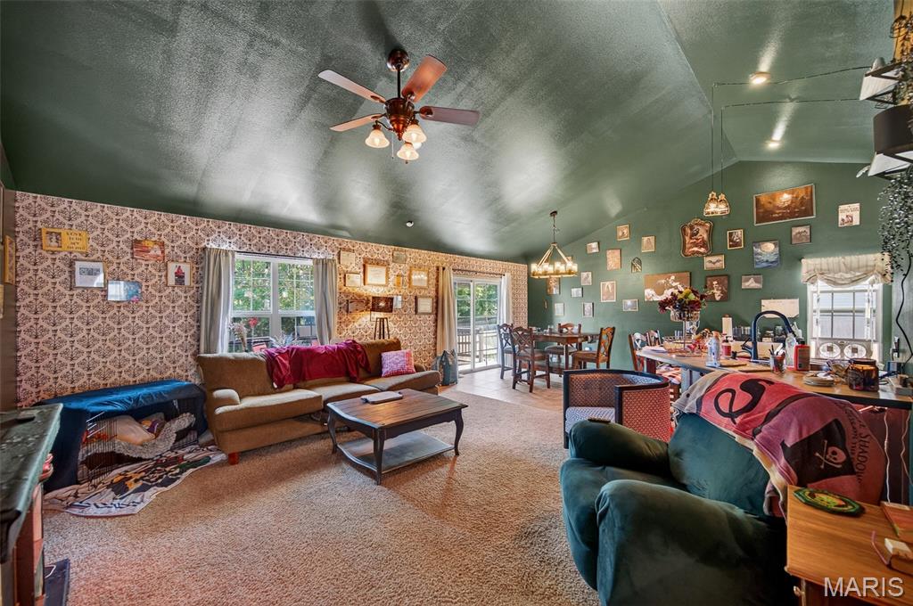 22810 Return Lane Waynesville, MO 65583 - Photo 13 of 41