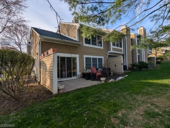 $3,600 | 47 Eton Court, Bedminster, NJ 07921