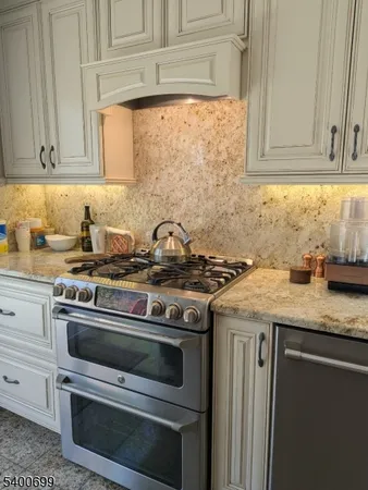 $3,600 | 47 Eton Court, Bedminster, NJ 07921