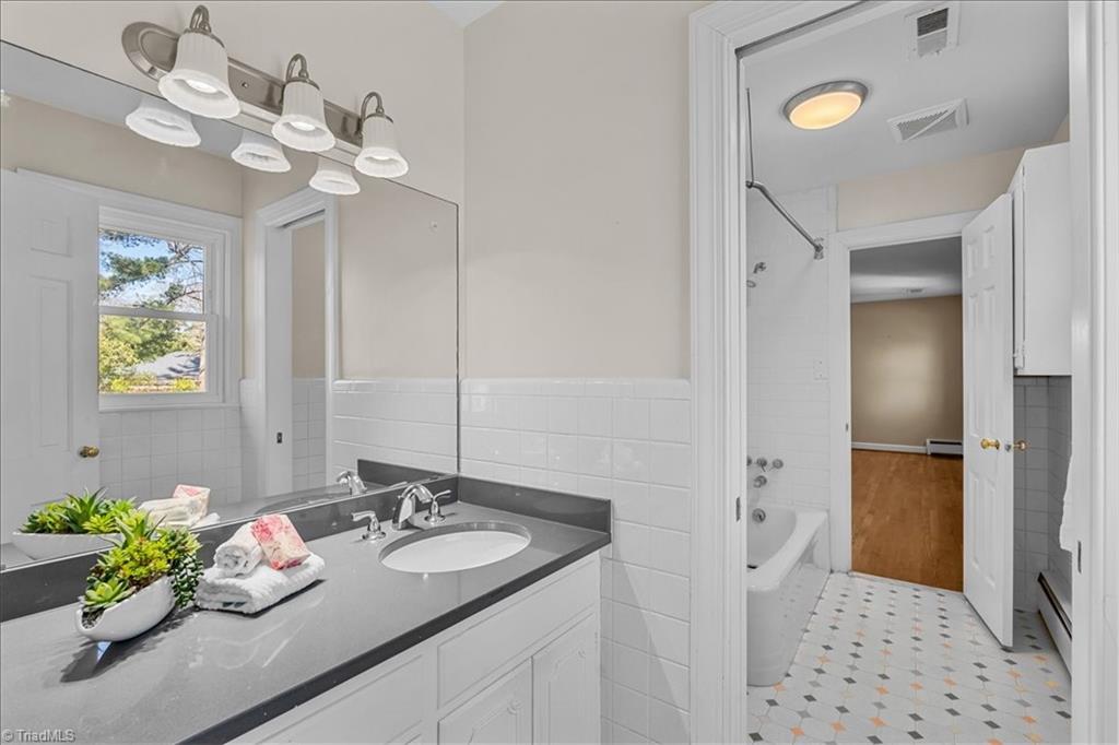 2202 Marston Road Greensboro, NC 27408 - Photo 31 of 39