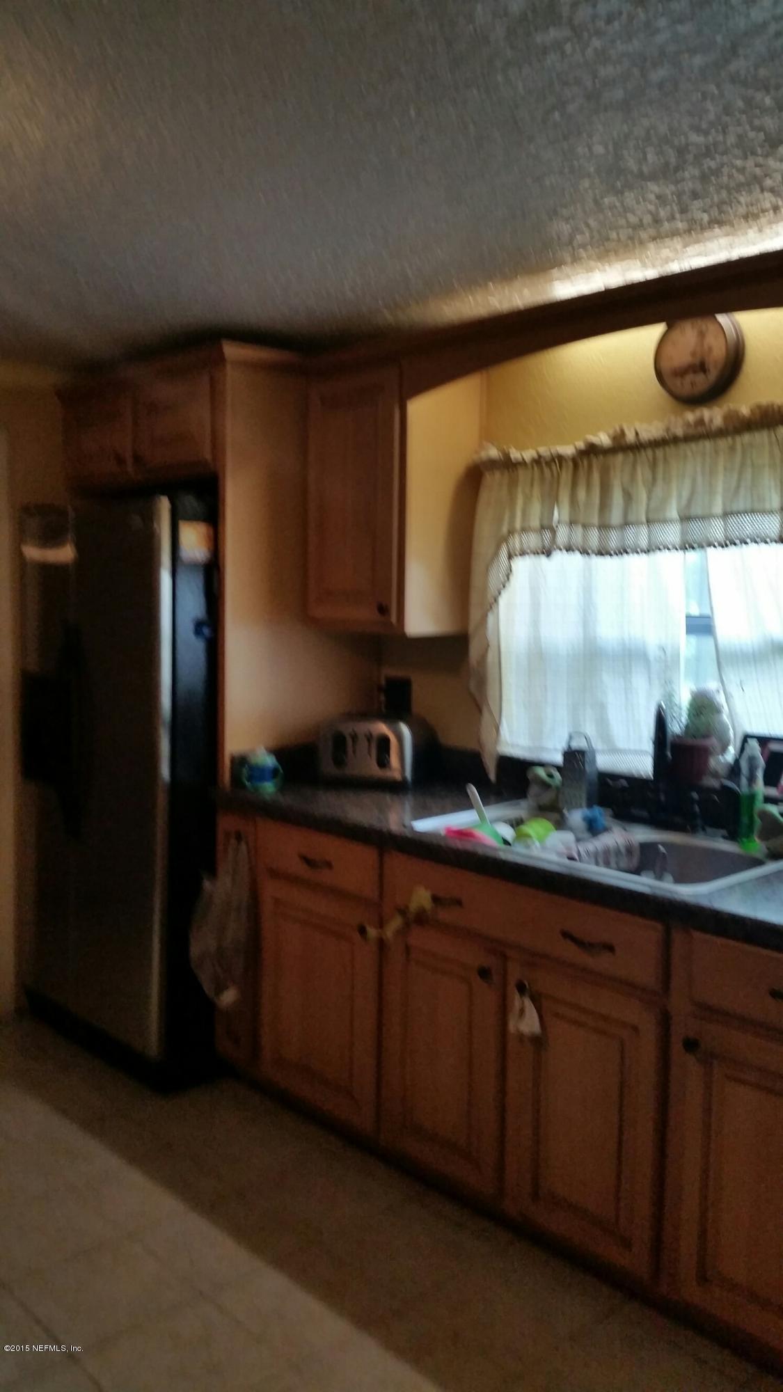 468 Minshew Road Pierson, FL 32180 - Photo 3 of 13 20150925_134640_resized