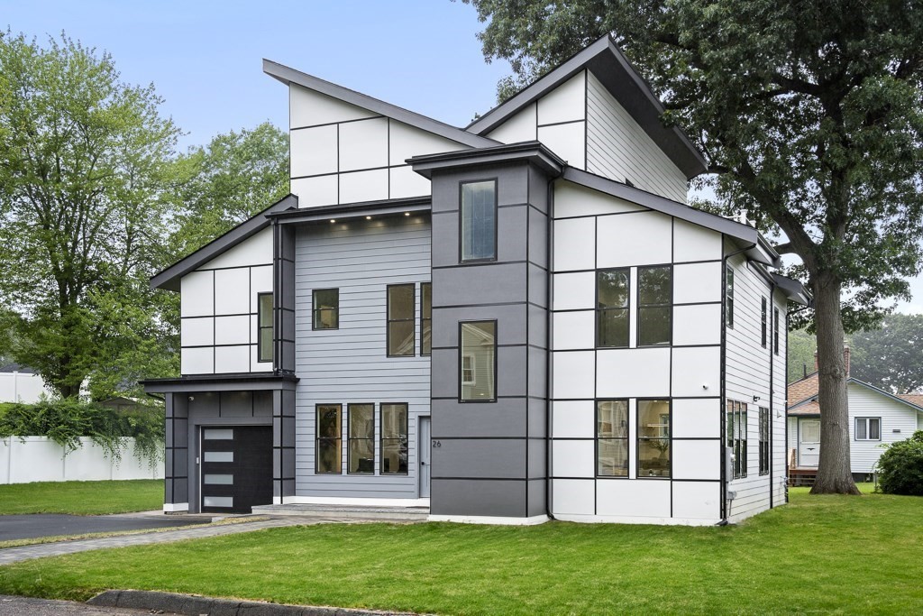 26 Pinewood Road Lynnfield, MA 01940 - Photo 1 of 36 Gallery Image 1