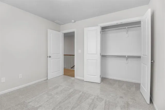 $555,000 | 417 Southeast Maxwell Drive, Blue Springs, MO 64014