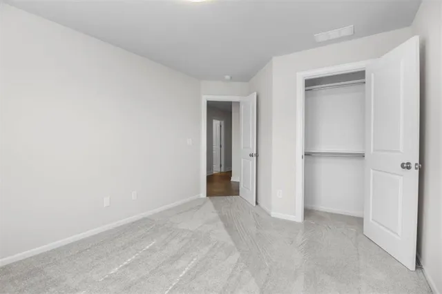 $555,000 | 417 Southeast Maxwell Drive, Blue Springs, MO 64014