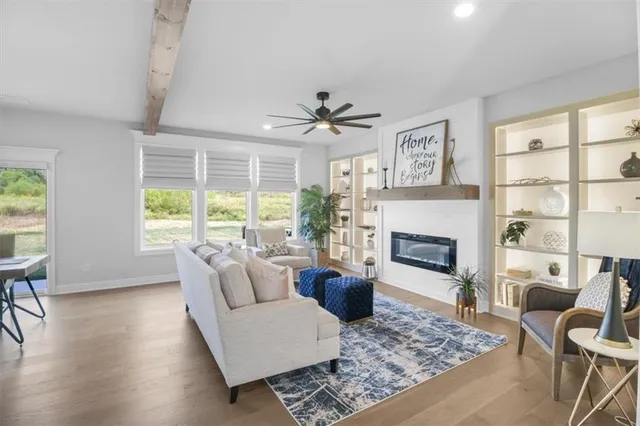 $555,000 | 417 Southeast Maxwell Drive, Blue Springs, MO 64014