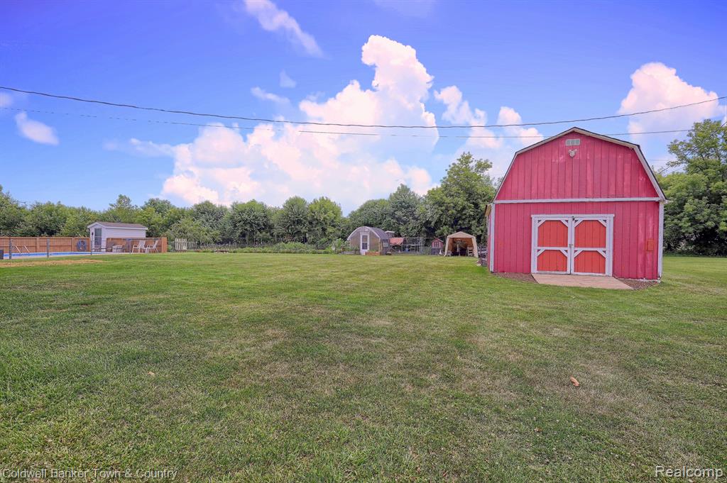 5150 Hogback Road Fowlerville, MI 48836 - Photo 27 of 31