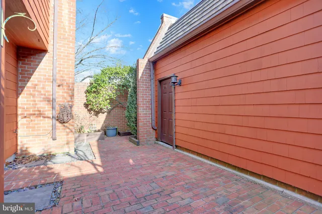 $3,750 | 2 Coldwater Court, Towson, MD 21204