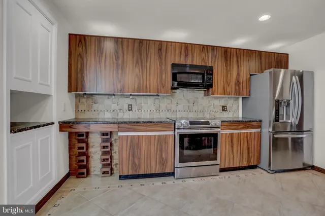 $3,750 | 2 Coldwater Court, Towson, MD 21204