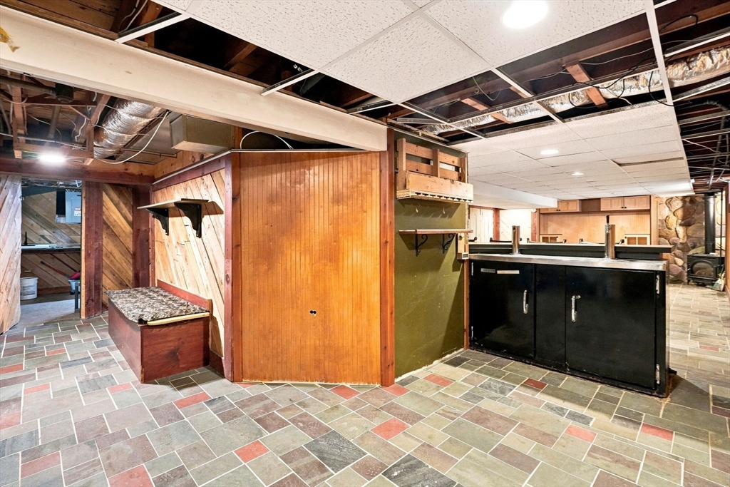 55 Lindsay Road Springfield, MA 01128 - Photo 31 of 35 Gallery Image 31