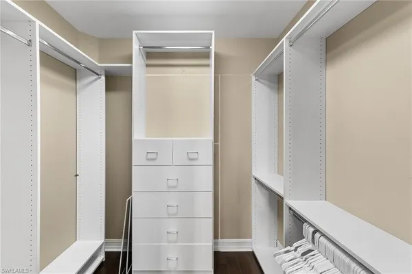 $21,000 | 2864 Tiburon Boulevard East, Unit 102, Naples, FL 34109