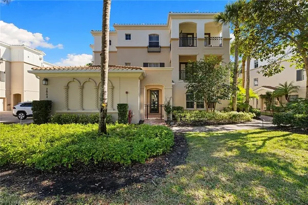 $21,000 | 2864 Tiburon Boulevard East, Unit 102, Naples, FL 34109