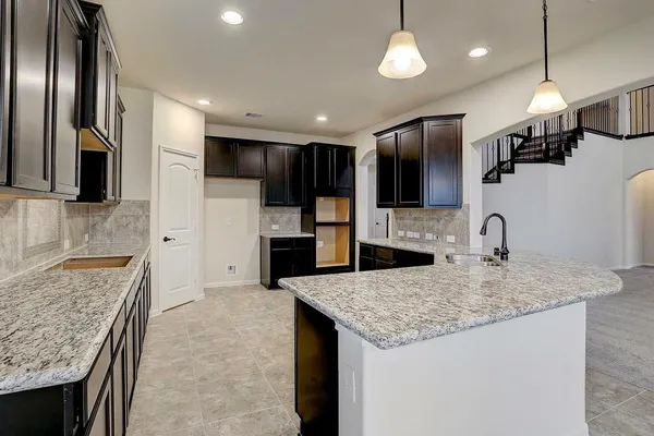 $6,000 | 2931 Oakdale Landing Court, Katy, TX 77494