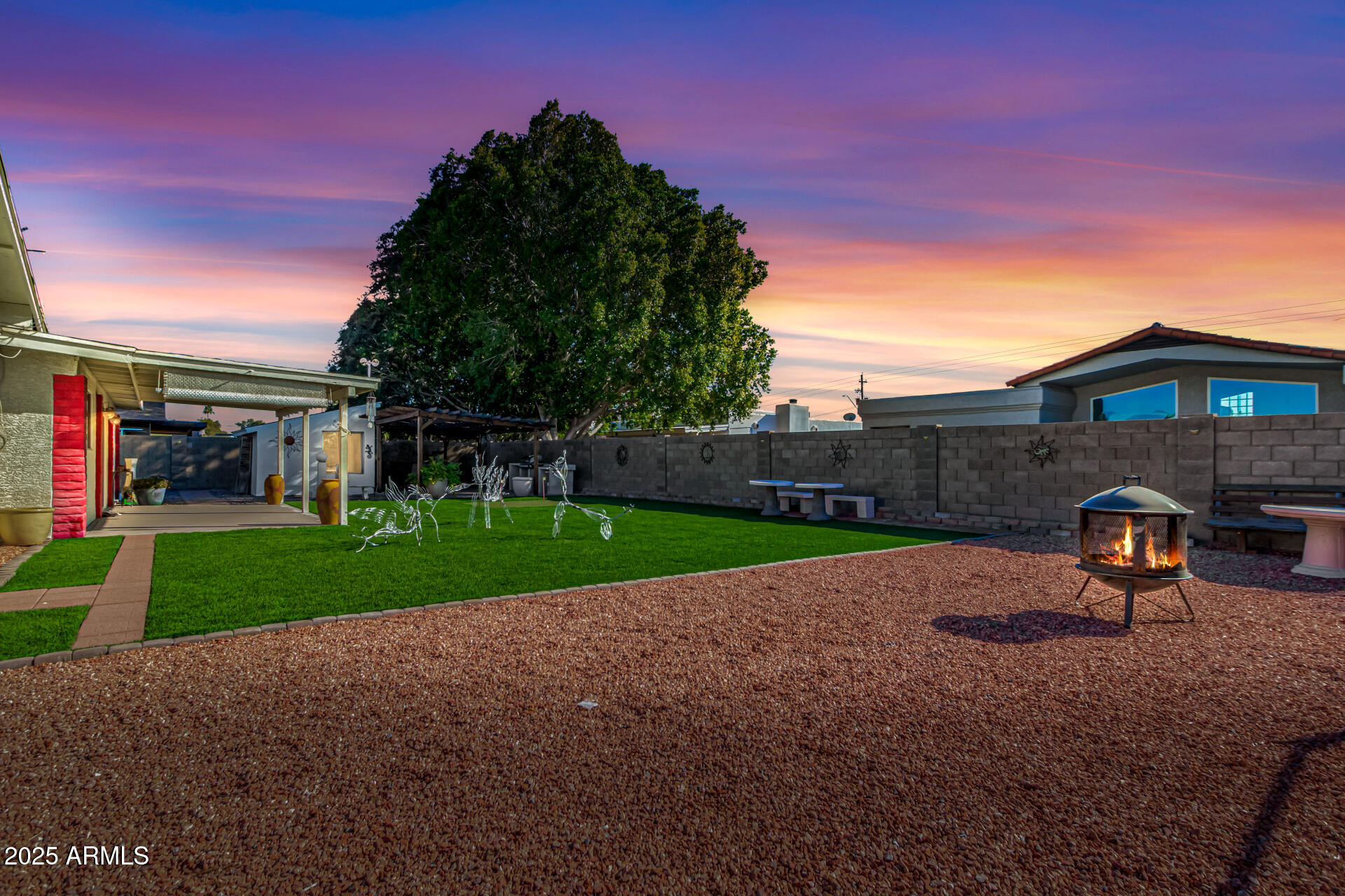 3519 West Emig Road Phoenix, AZ 85053 - Photo 2 of 26 IMG_0229