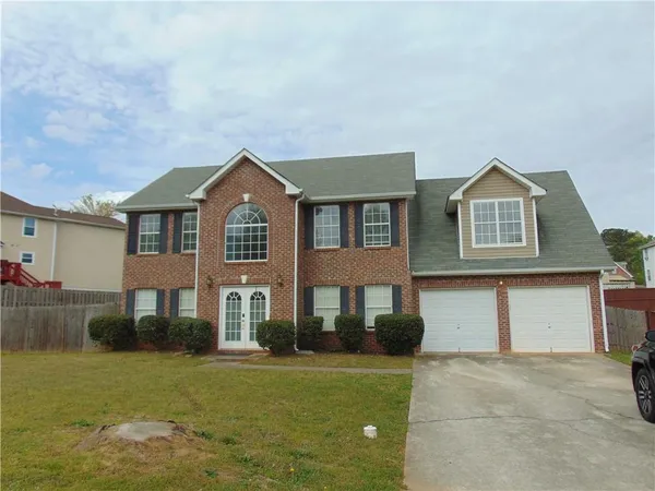 $2,100 | 611 Dove Lane, Stone Mountain, GA 30087