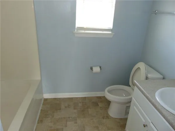 $2,100 | 611 Dove Lane, Stone Mountain, GA 30087