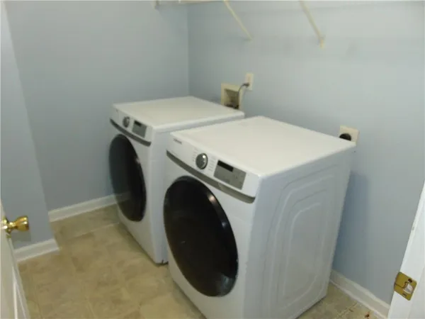 $2,100 | 611 Dove Lane, Stone Mountain, GA 30087