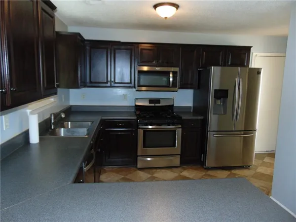 $2,100 | 611 Dove Lane, Stone Mountain, GA 30087