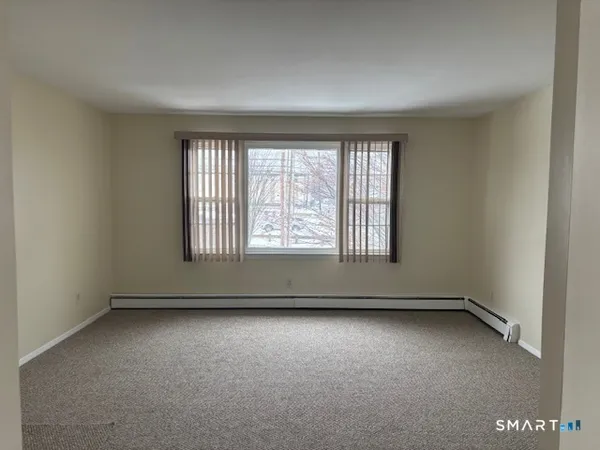 $2,400 | 57 Dalton Street, Unit 2, West Haven, CT 06516