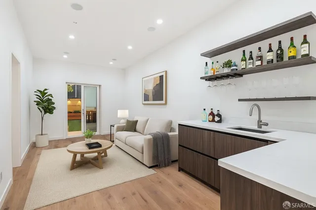 $4,988,000 | 172 18th Avenue, Unit 94121, San Francisco, CA 94121