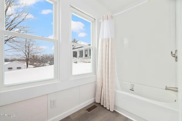 $136,000 | 457 East Bernard Avenue, Greeneville, TN 37745