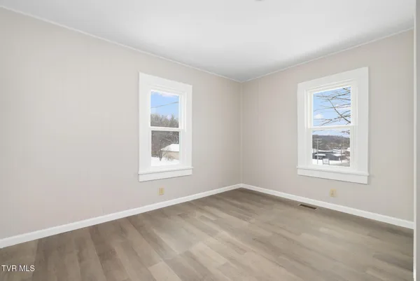 $136,000 | 457 East Bernard Avenue, Greeneville, TN 37745