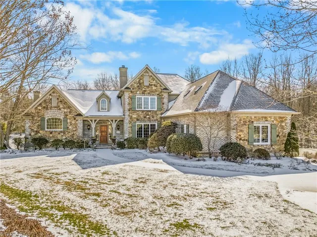 $799,000 | 4200 Lupton Court, High Point, NC 27262