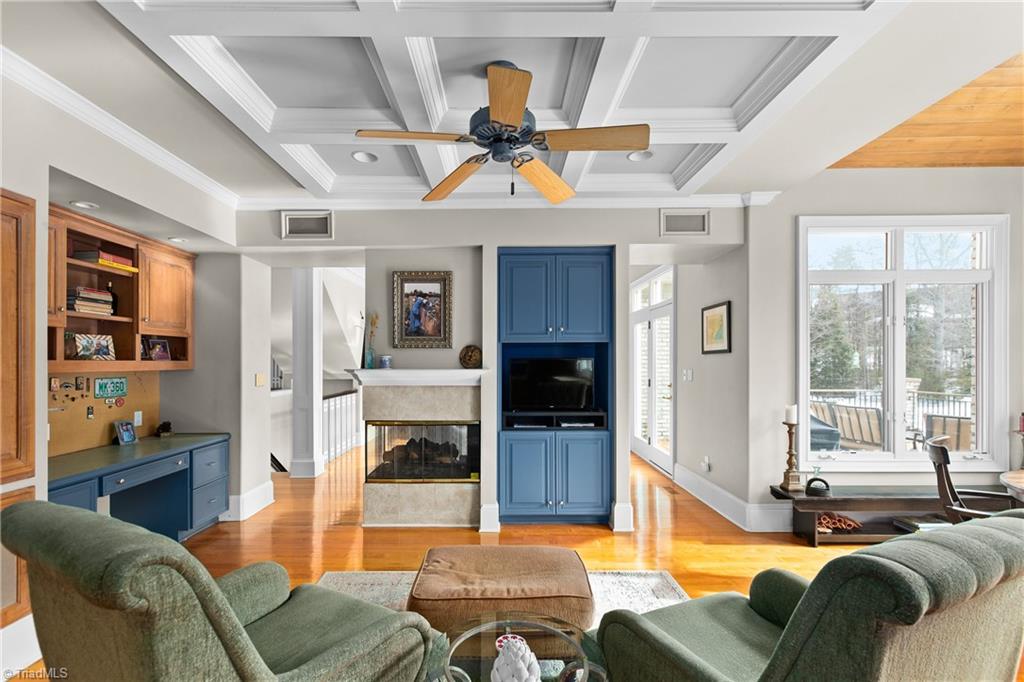 4200 Lupton Court High Point, NC 27262 - Photo 12 of 50 Sitting