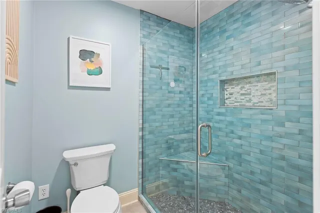 $799,000 | 4200 Lupton Court, High Point, NC 27262