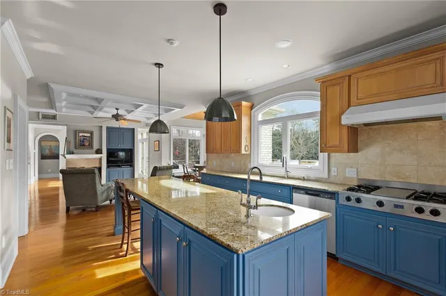 $799,000 | 4200 Lupton Court, High Point, NC 27262