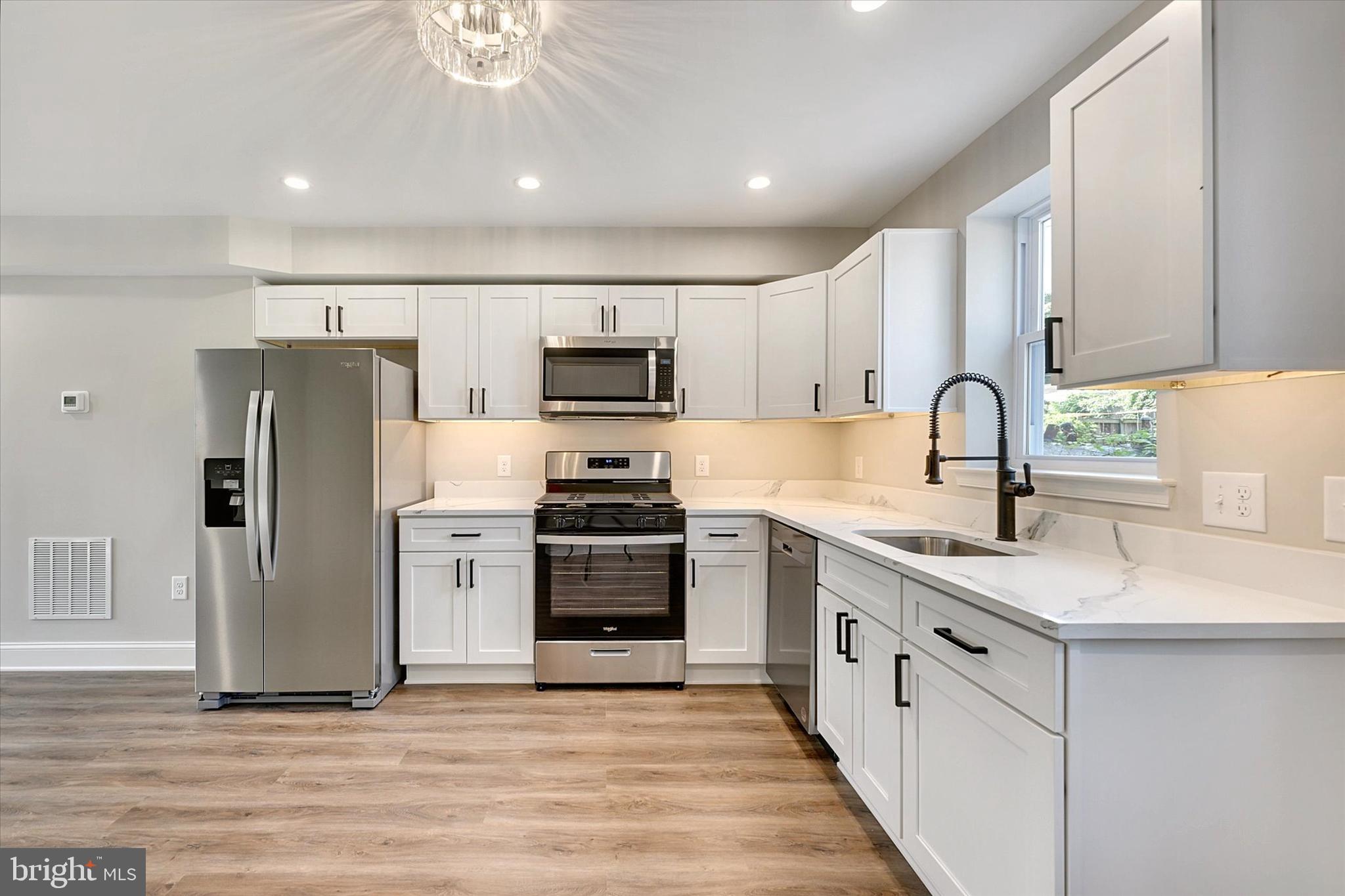 131 West Meadow Road Brooklyn, MD 21225 - Photo 5 of 45 Gallery Image 5