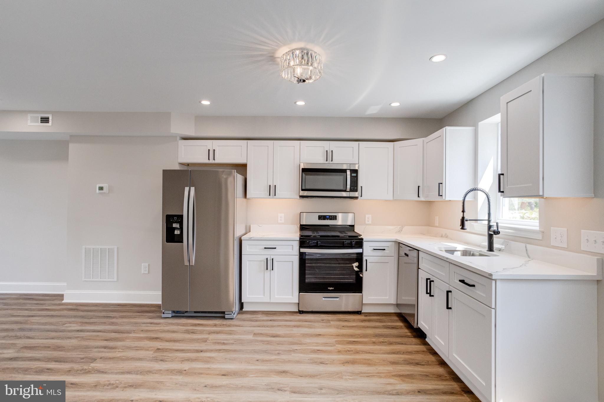 131 West Meadow Road Brooklyn, MD 21225 - Photo 8 of 45 Gallery Image 8
