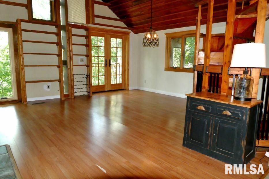 706 Banta Road Lowpoint, IL 61545 - Photo 17 of 72