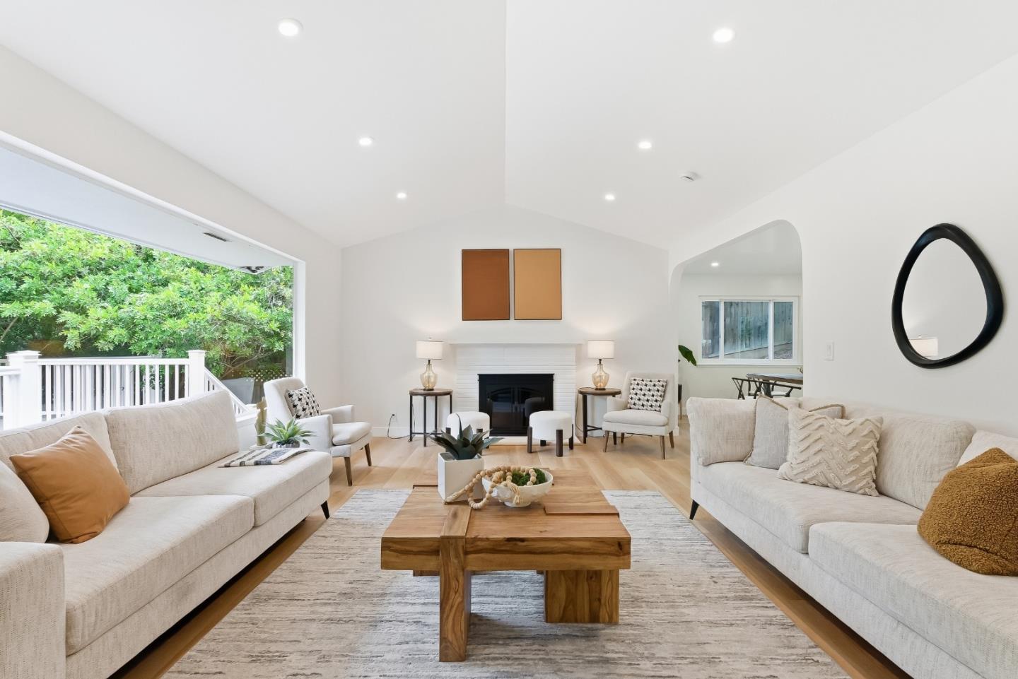 731 Crystal Springs Road San Mateo, CA 94402 - Photo 2 of 33
