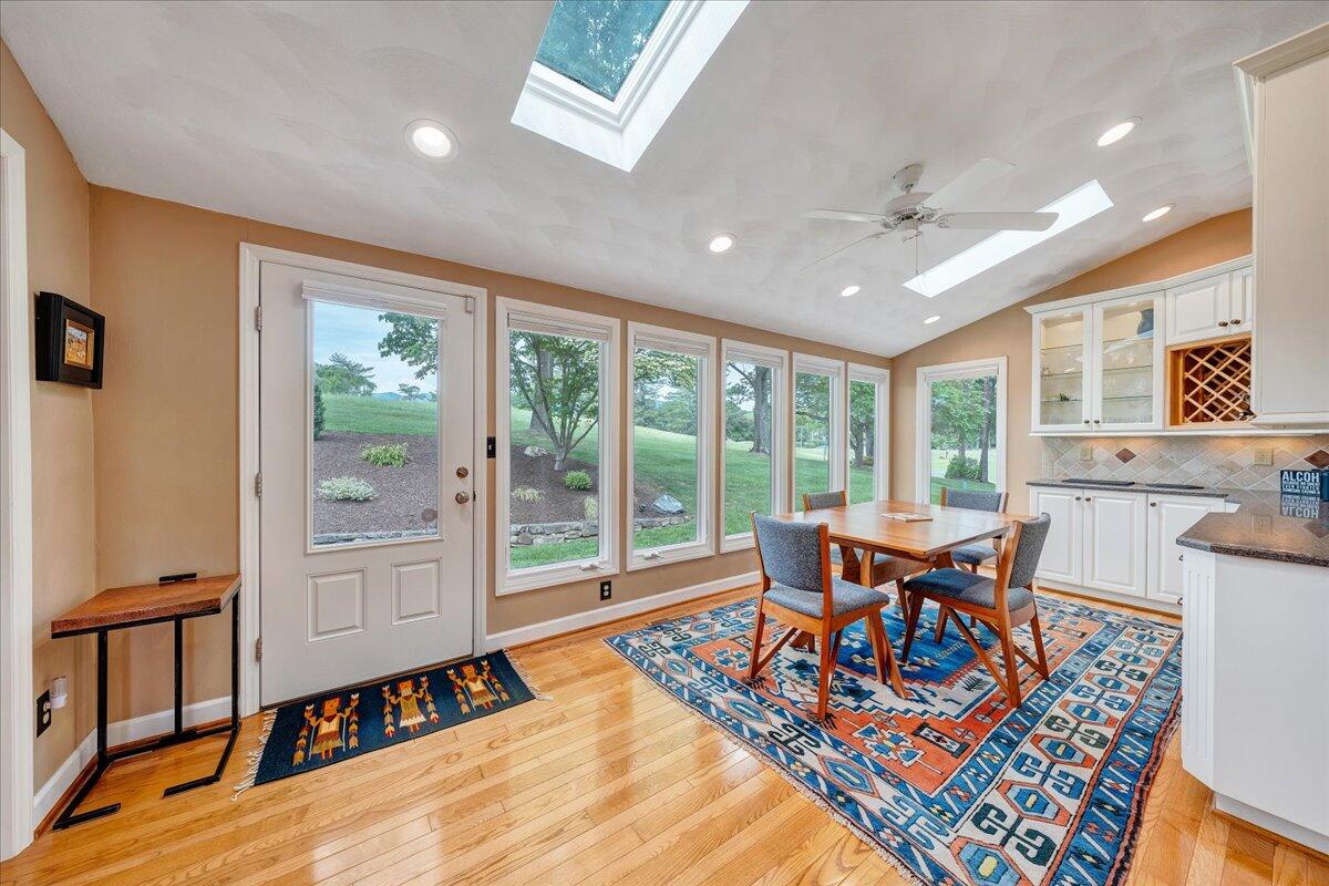 5319 McVitty Road Roanoke, VA 24018 - Photo 32 of 87 032-MIB05201