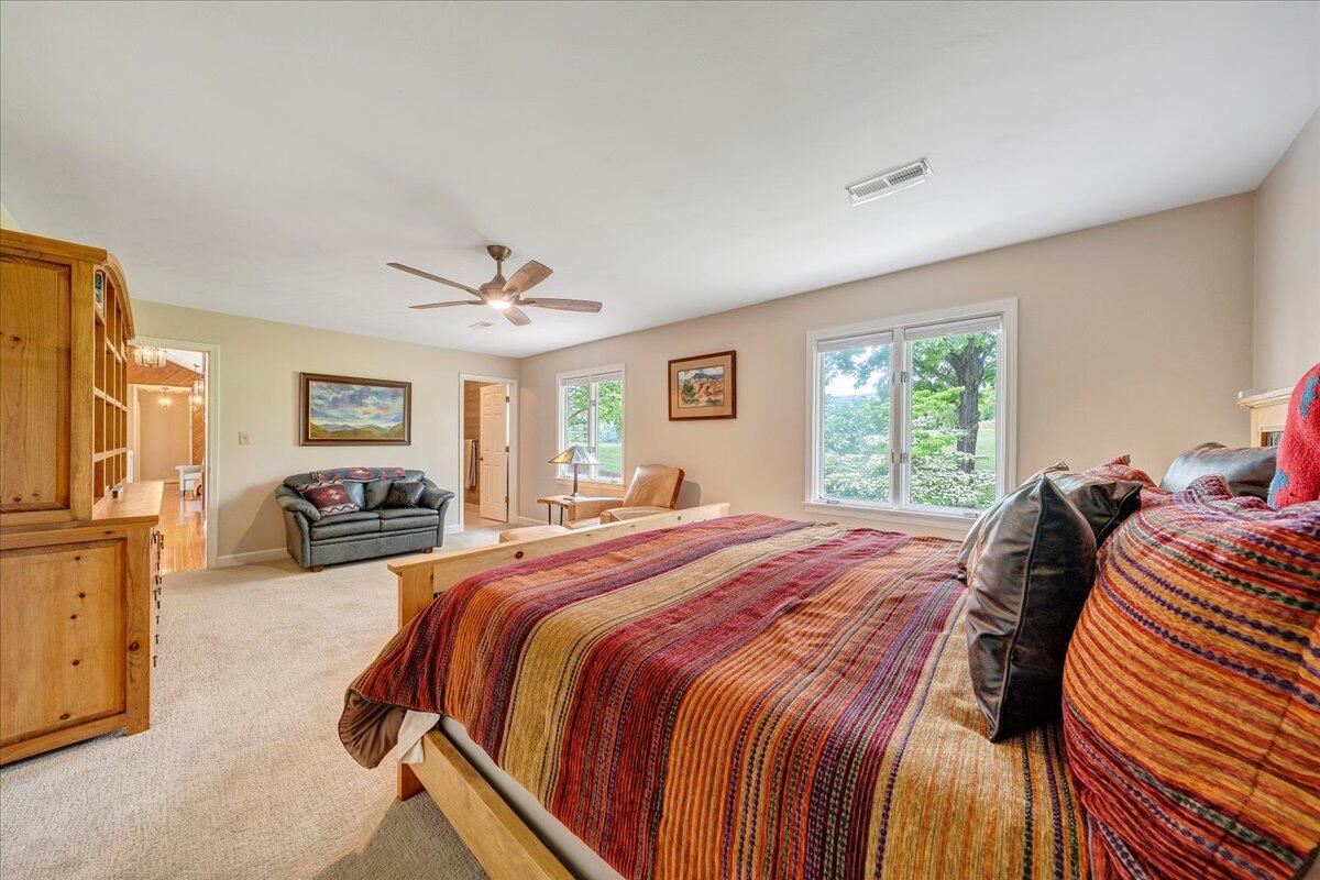 5319 McVitty Road Roanoke, VA 24018 - Photo 46 of 87 047-MIB05234