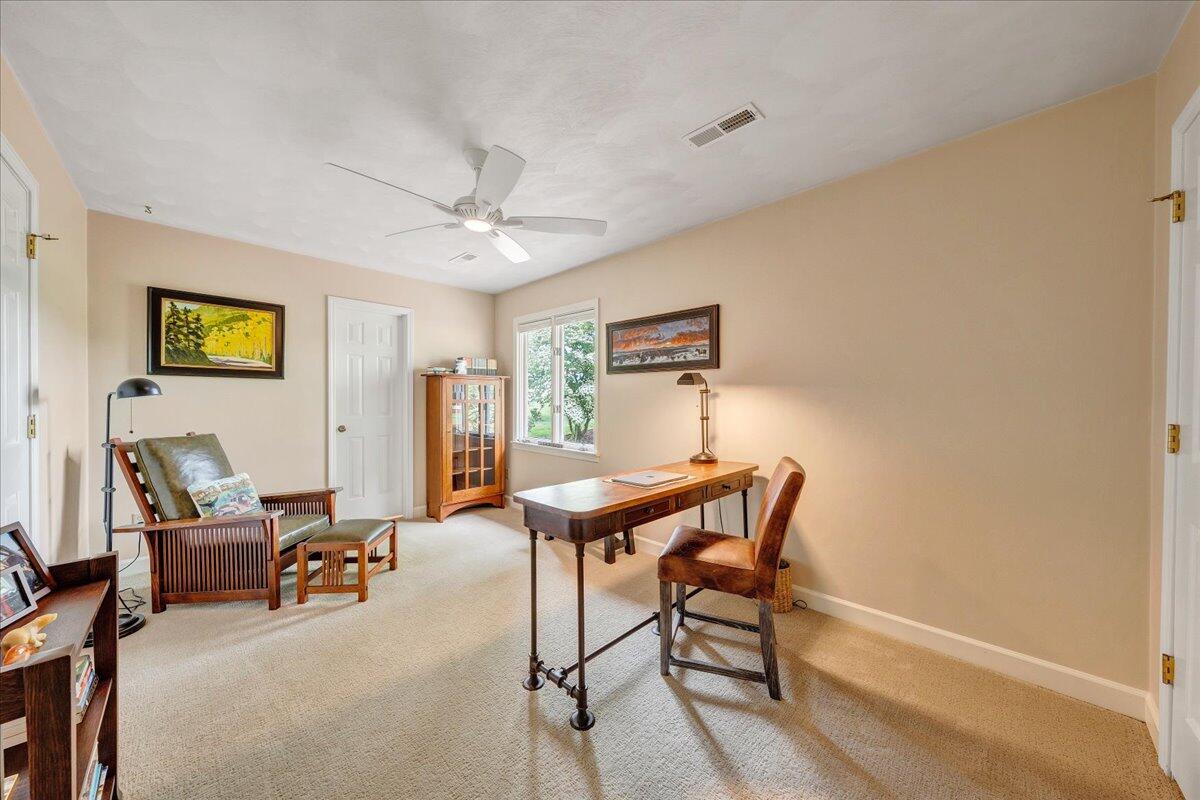 5319 McVitty Road Roanoke, VA 24018 - Photo 53 of 87 055-MIB05255