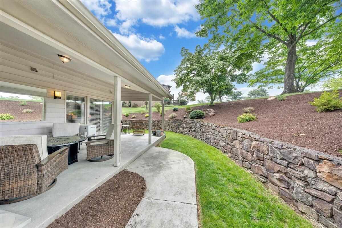 5319 McVitty Road Roanoke, VA 24018 - Photo 58 of 87 061-MIB05294