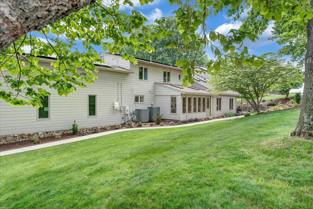 5319 McVitty Road Roanoke, VA 24018 - Photo 62 of 87 064-MIB05303