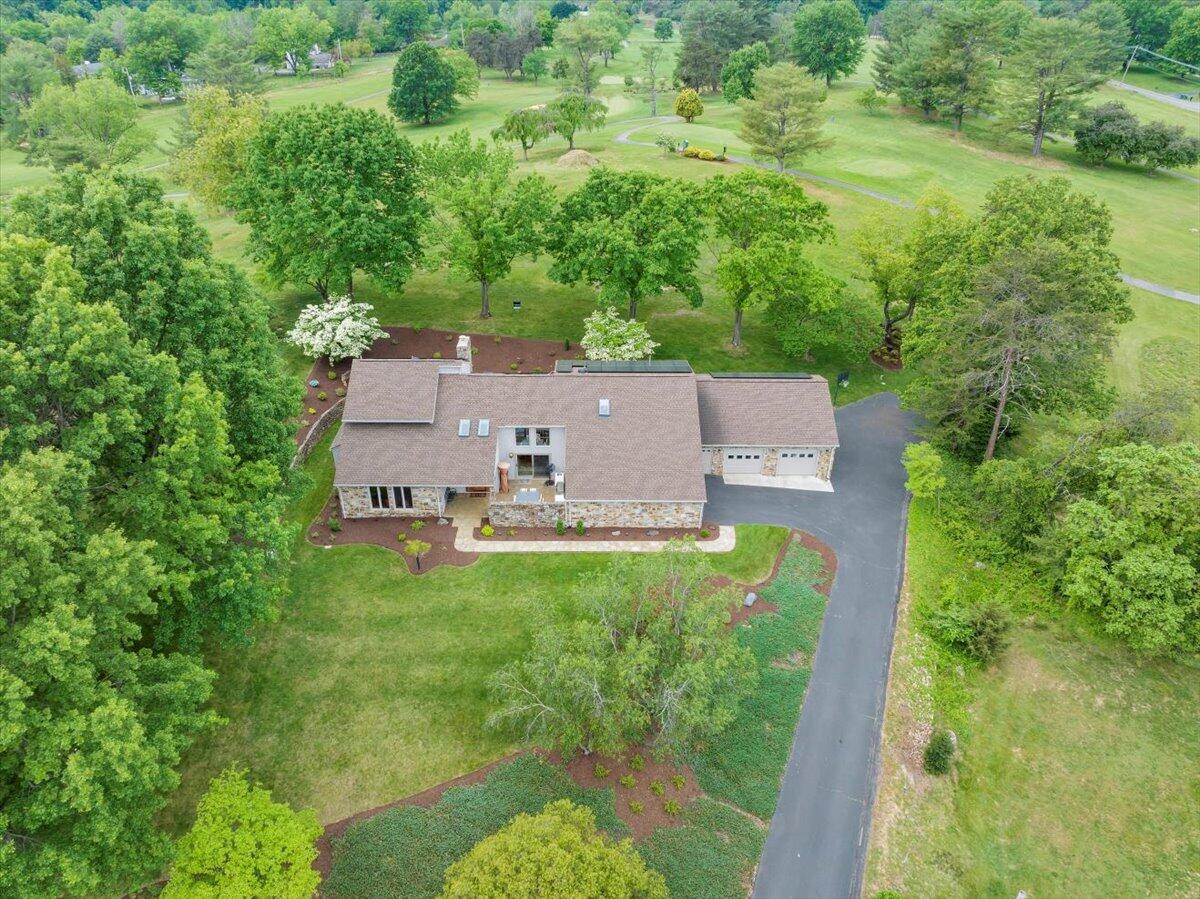 5319 McVitty Road Roanoke, VA 24018 - Photo 81 of 87 094-DJI_20250507204553_0017_D