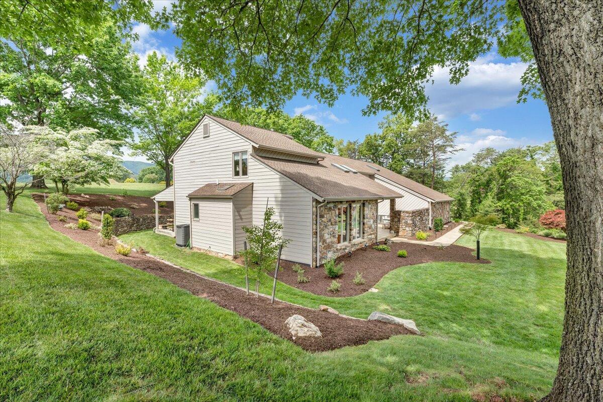 5319 McVitty Road Roanoke, VA 24018 - Photo 83 of 87 100-MIB05321