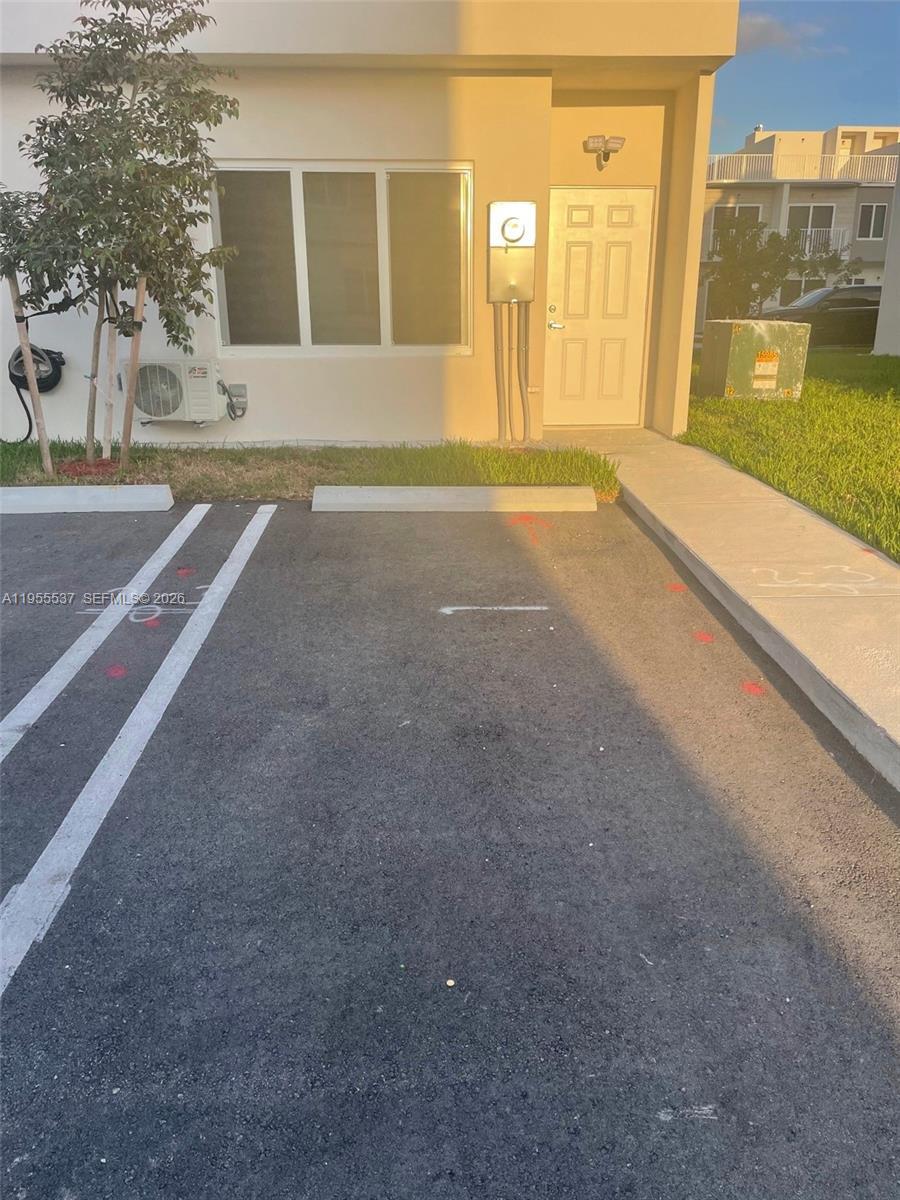 25854 Southwest 144th Court Homestead, FL 33032 - Photo 1 of 4