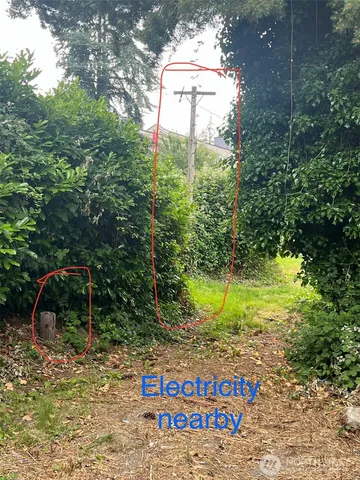 a view of a lake and a mountain view