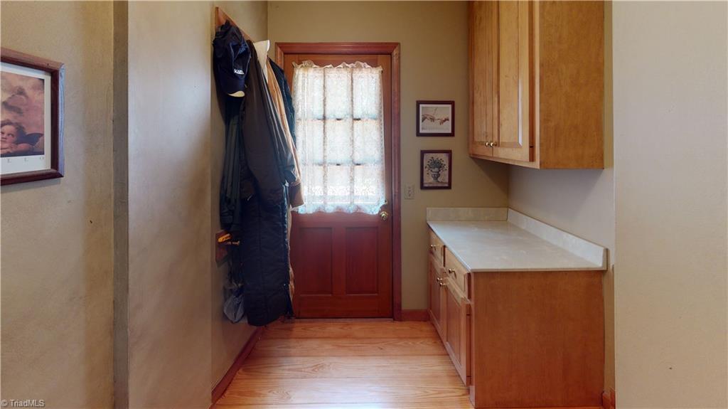 338 Key Road Ararat, NC 27007 - Photo 11 of 30 Gallery Image 11